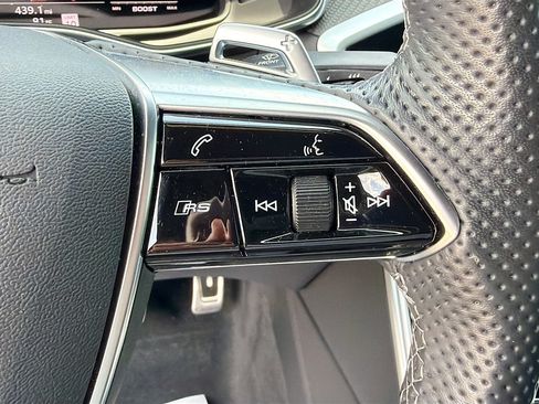 Used 2024 Audi RS 7 Performance w/ Matte Carbon Package AWD/4WD image 36