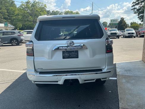 Used 2021 Toyota 4Runner Limited RWD image 4