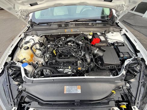 Used 2020 Ford Fusion SE image 38