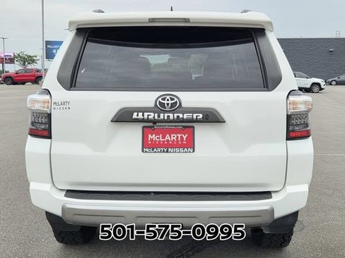 Used 2022 Toyota 4Runner TRD Off-Road Premium w/ Moonroof Package AWD/4WD image 6