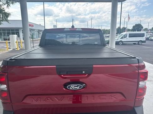 Used 2025 Ford Maverick Lariat AWD/4WD image 4