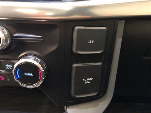 Used 2024 Ford F150 Lariat w/ Equipment Group 502A High image 26