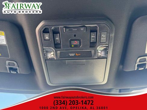 Used 2022 Toyota Tundra Platinum w/ Advanced Package image 24