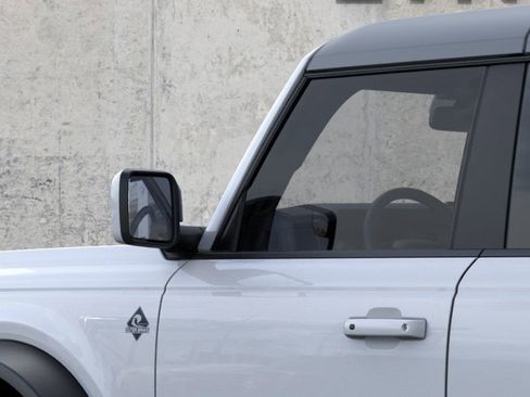 New 2025 Ford Bronco Outer Banks w/ Sasquatch Package image 25