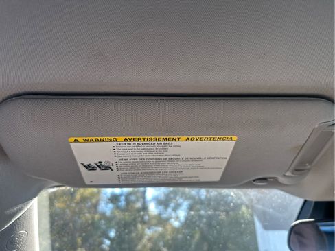 Used 2024 Toyota Camry SE image 36