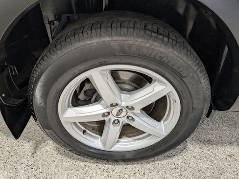 Used 2018 Ford Explorer 4WD image 11