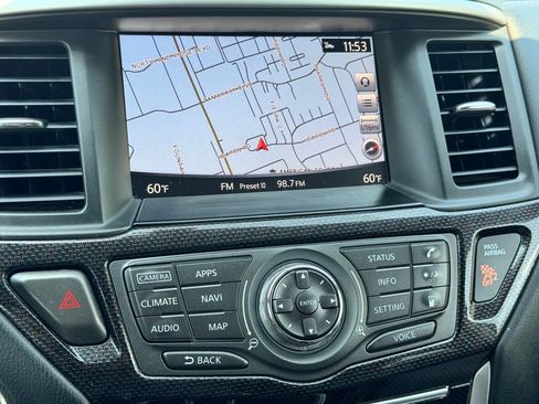 Used 2019 Nissan Pathfinder SL AWD/4WD image 26