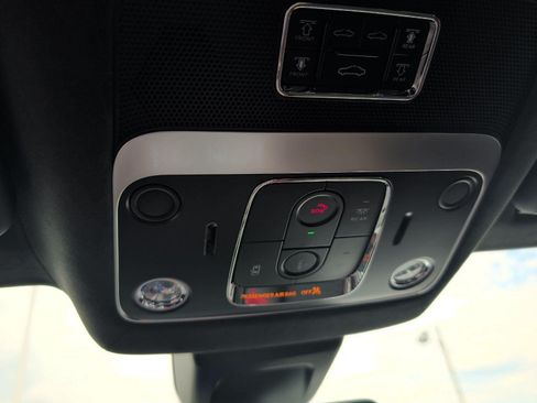New 2026 Bentley Flying Spur Plug-In Hybrid AWD/4WD image 36