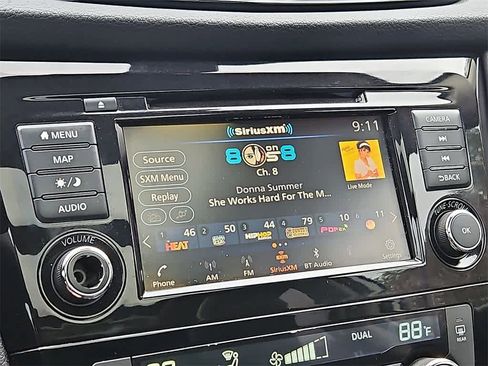 Used 2020 Nissan Rogue SL w/ Premium Package image 15