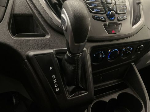 Used 2019 Ford Transit 350 XLT RWD image 9