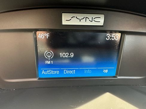 Used 2017 Ford Escape SE image 14