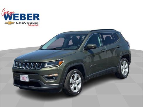 Used 2017 Jeep Compass Latitude w/ Popular Equipment Group AWD/4WD image 1