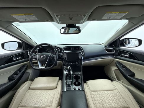 Used 2021 Nissan Maxima Platinum w/ Sport Mat Group image 21