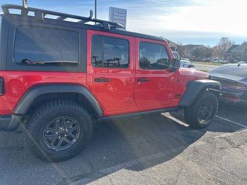 Used 2025 Jeep Wrangler Sport S image 2