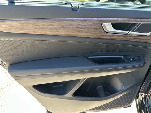 New 2025 Volkswagen Atlas SEL image 22