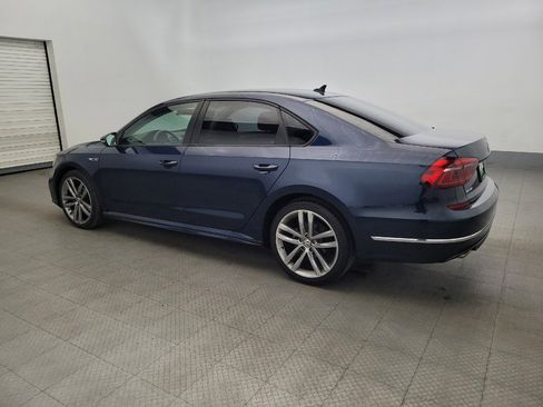 Used 2018 Volkswagen Passat 2.0T R-Line image 3