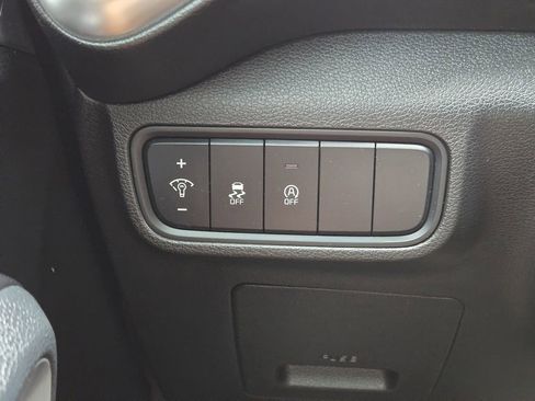 Used 2023 Kia Soul LX image 24