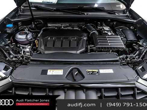 New 2025 Audi Q3 2.0T Premium image 11