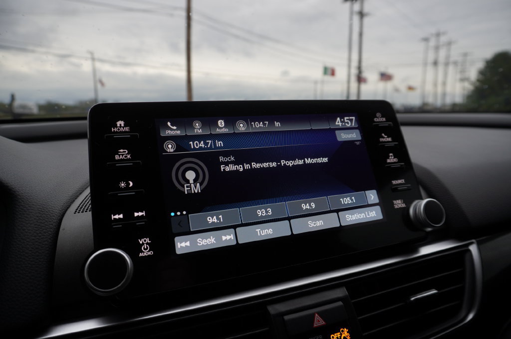 Used 2022 Honda Accord Sport image 16