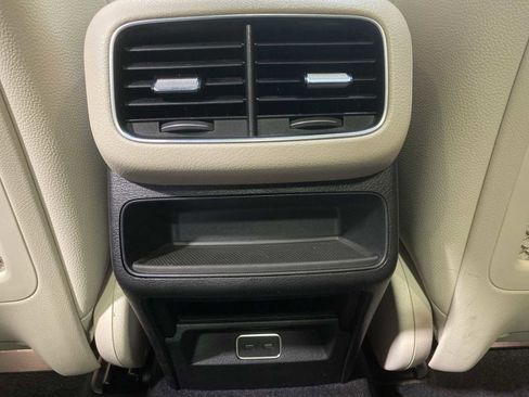 Used 2024 Mercedes-Benz GLE 350 4MATIC image 25