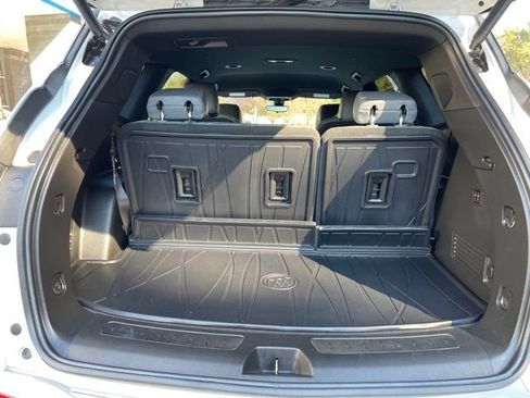 Used 2022 Buick Enclave Premium w/ LPO, Touring Package image 26