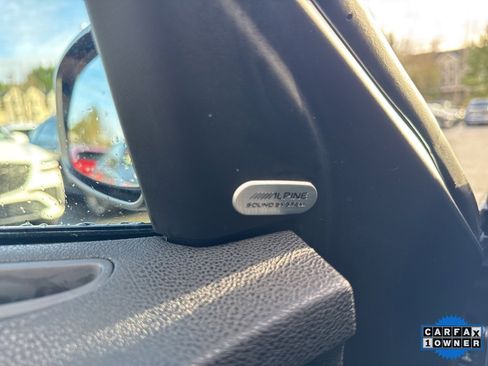 Used 2019 Chrysler 300 S w/ S Model Appearance Package image 43