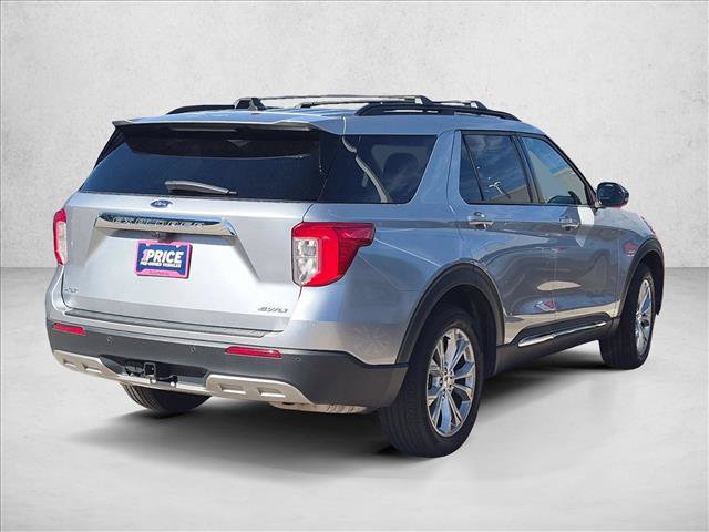 Used 2023 Ford Explorer XLT w/ Equipment Group 202A AWD/4WD image 5