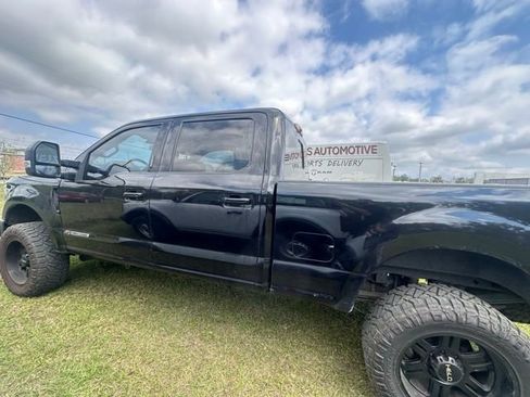 Used 2019 Ford F250 Lariat image 9