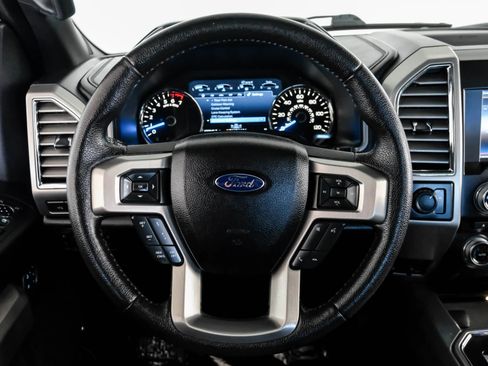 Used 2015 Ford F150 Platinum w/ Equipment Group 701A Luxury image 15