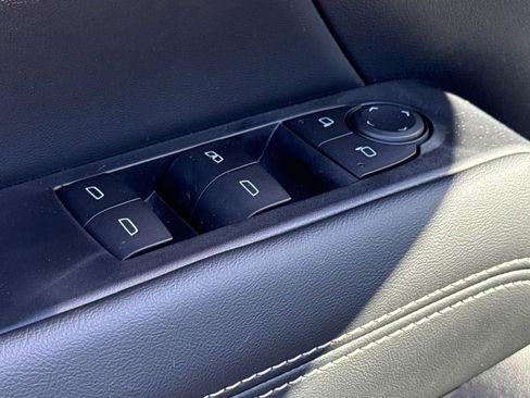 Used 2026 GMC Terrain Elevation w/ Black Edition image 19