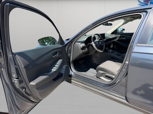 Used 2026 Honda Accord LX image 16