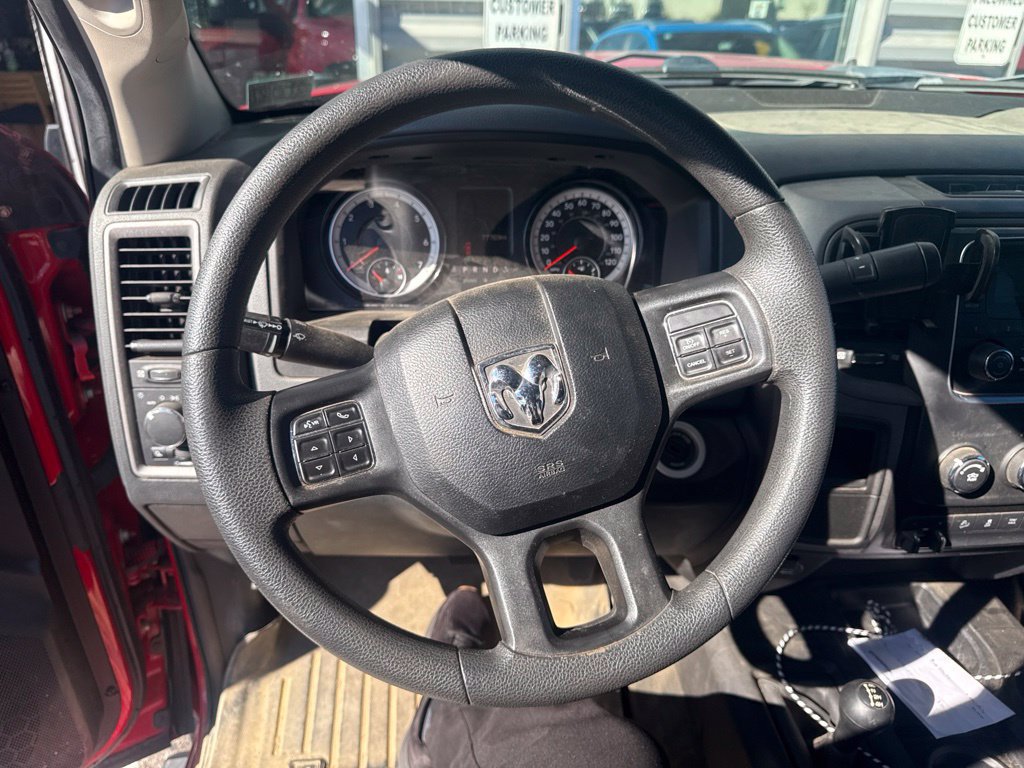 Used 2018 RAM 2500 Tradesman w/ Chrome Appearance Group AWD/4WD image 12
