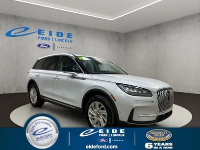 Used 2025 Lincoln Corsair AWD w/ Towing Package