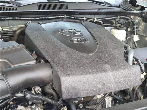 Used 2022 Toyota Tacoma TRD Sport w/ Technology Package RWD image 20