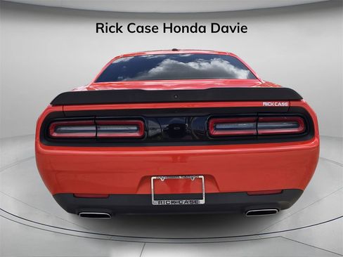 Used 2022 Dodge Challenger SXT w/ Blacktop Package image 5