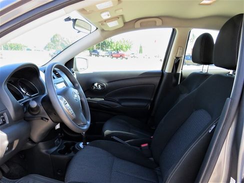 Used 2019 Nissan Versa SV FWD image 13