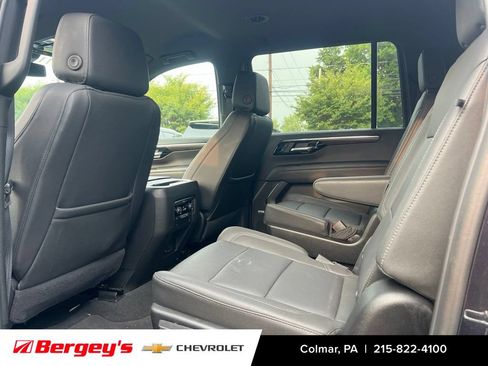Used 2026 Chevrolet Suburban LT w/ Comfort Package AWD/4WD image 10
