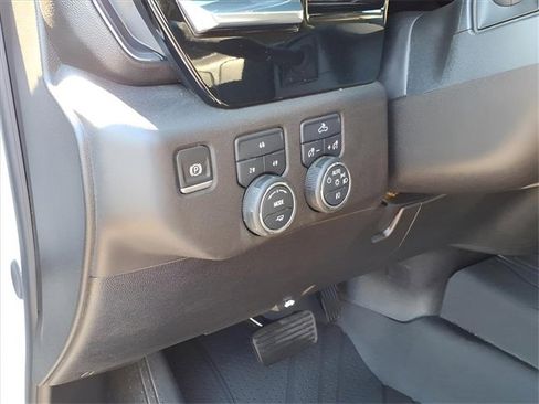 Used 2025 Chevrolet Silverado 3500 LT w/ Convenience Package image 19