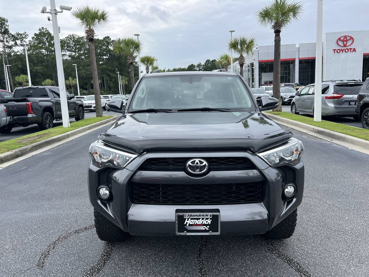 Used 2019 Toyota 4Runner SR5 Premium AWD/4WD image 3
