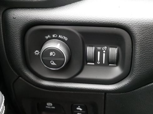 Used 2022 RAM 1500 Laramie w/ Sport Appearance Package AWD/4WD image 25