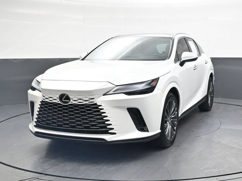 Used 2023 Lexus RX 350 w/ Accessory Package (2T) AWD/4WD image 14