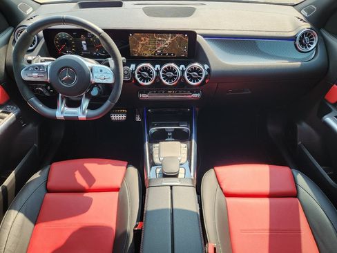 Used 2023 Mercedes-Benz GLA 35 AMG 4MATIC image 2