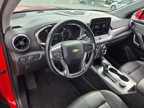 Used 2023 Chevrolet Blazer LT image 9