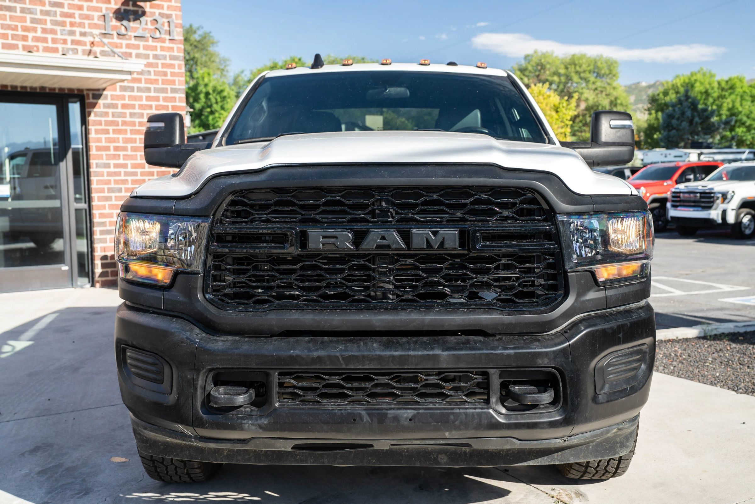 Used 2024 RAM 2500 Tradesman AWD/4WD image 2