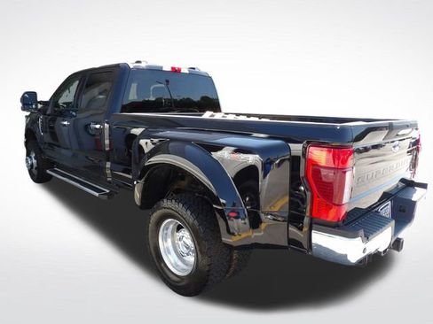 Used 2022 Ford F350 XLT w/ XLT Premium Package AWD/4WD image 10