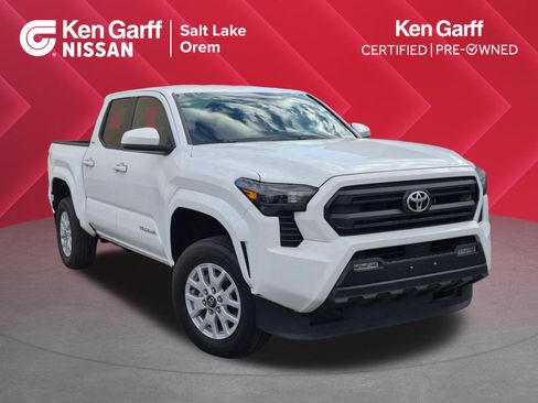 Used 2024 Toyota Tacoma SR5 AWD/4WD image 1