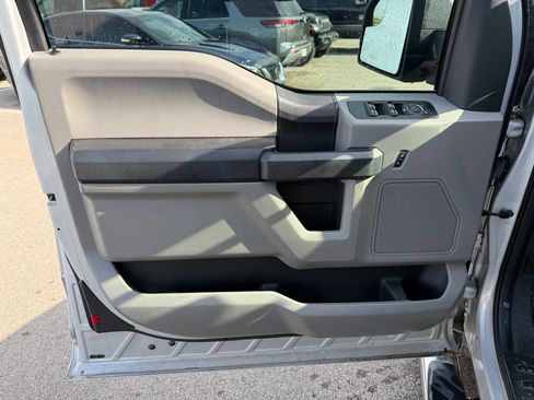 Used 2018 Ford F150 XL w/ Equipment Group 101A Mid RWD image 6