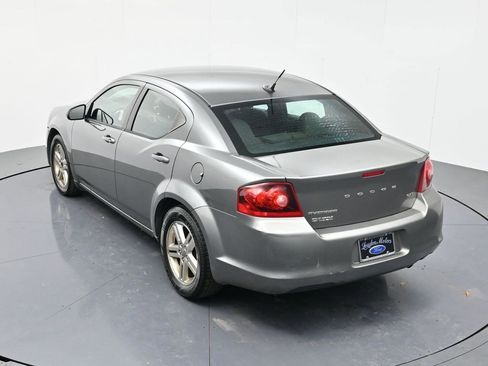 Used 2012 Dodge Avenger SXT image 39