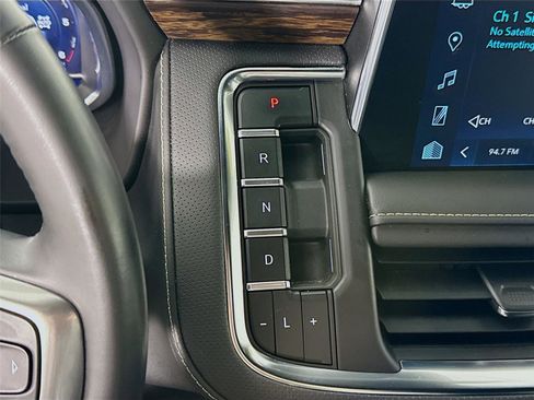 Used 2024 Chevrolet Tahoe Premier image 17