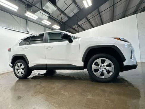 Used 2023 Toyota RAV4 LE FWD image 3